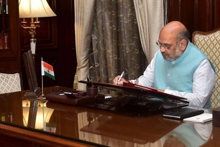 home minister amit shah declared corona negative