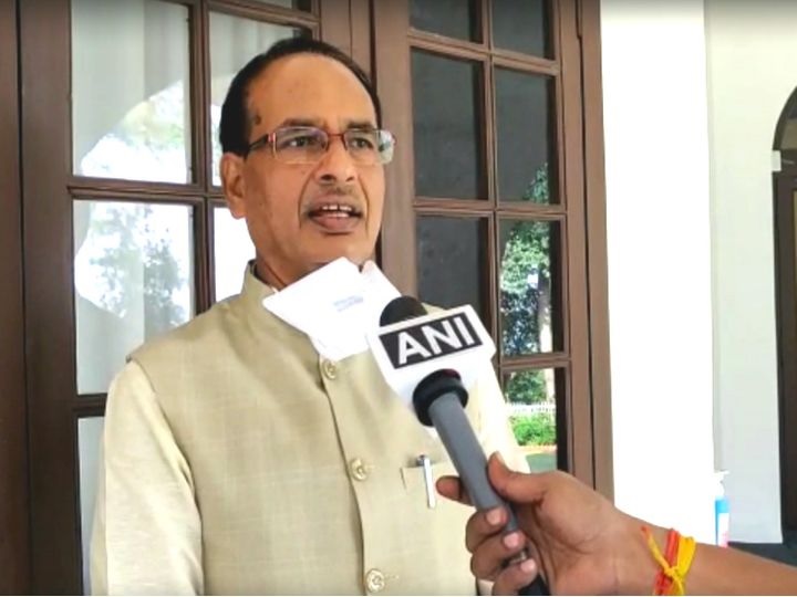 shivraj singh chauhan expressed his anger over arrest of republic tv editor in chief arnab goswami